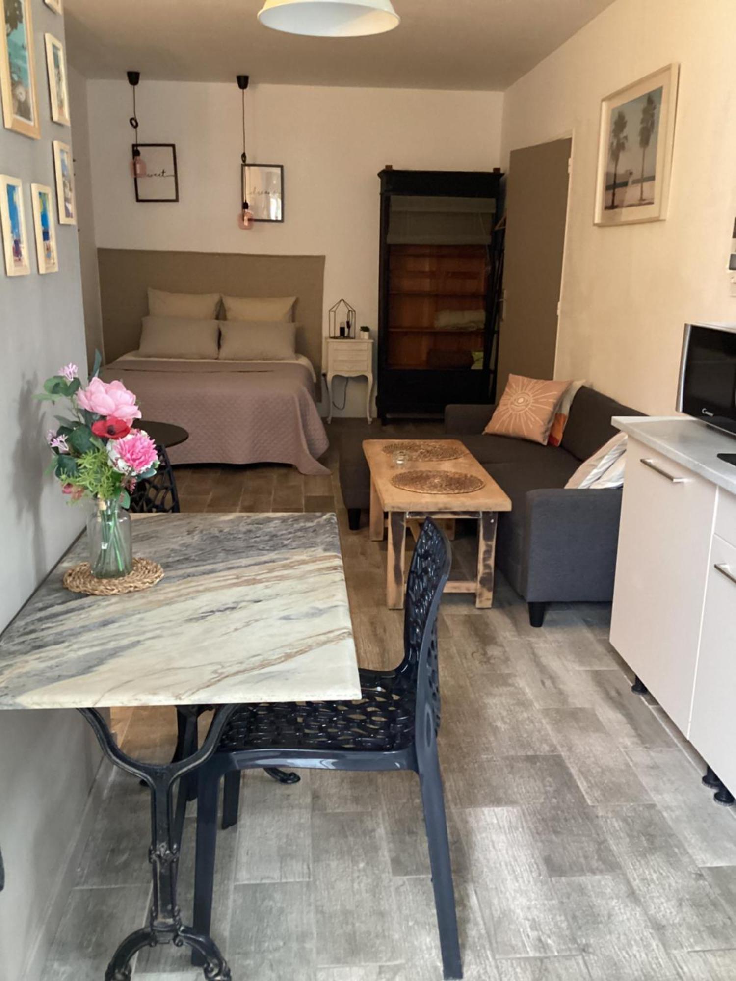 Apartment De Gaston